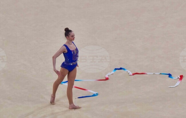 Франция - XXXIII Летни олимпийски игри - художествена гимнастика - Боряна Калейн 