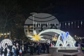 Ямбол - коледни светлини - тържество