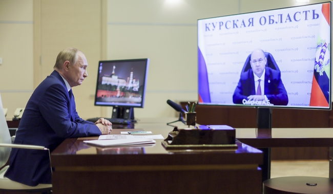 Бившият губернатор на руската Курска област Алексей Смирнов бе осъден на 14 години затвор за корупция