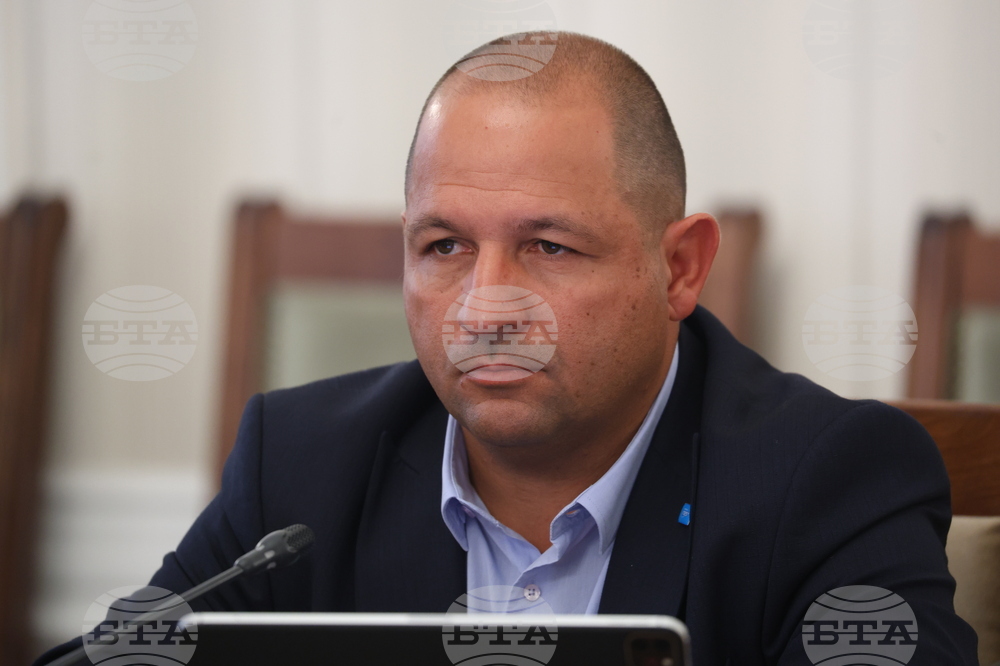 Младен Шишков оглави парламентарната временна комисия за установяване на всички факти и обстоятелства относно проблемите с безводието в страната