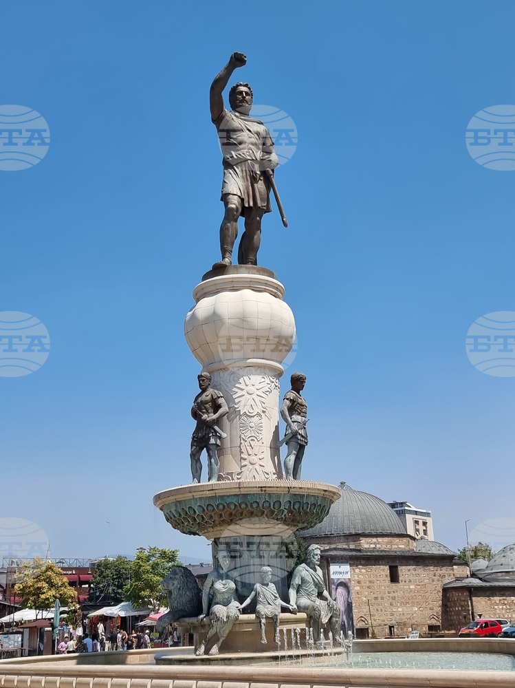 Бившите премиери на Северна Македония Груевски и Заев си размениха онлайн обвинения в корупция и лицемерие