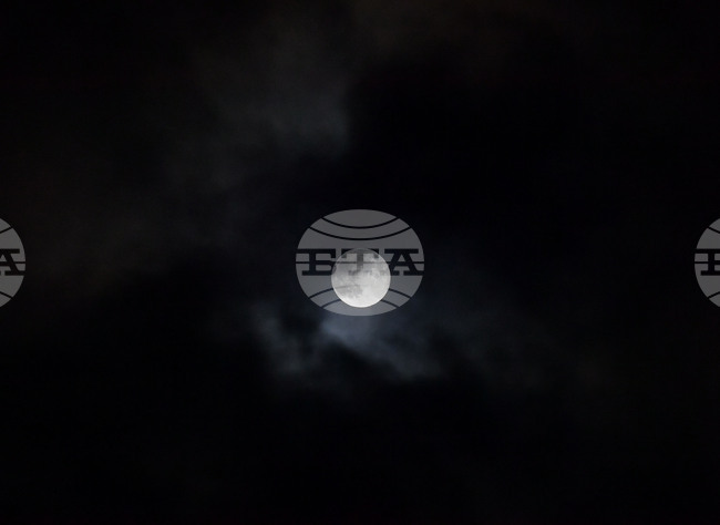 Разград - пълнолуние