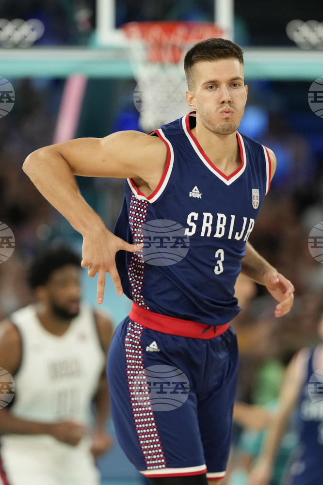 Сръбският център Филип Петрушев засега остава собственост на гръцкия Олимпиакос