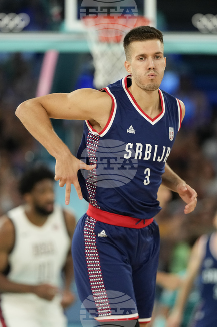 Сръбският център Филип Петрушев засега остава собственост на гръцкия Олимпиакос