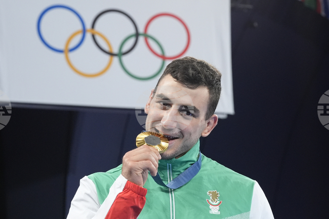 Понякога спортисти пропускат важни турнири заради здравословни проблеми, а в други случаи заради лоши решения на ръководителите, пише олимпийският шампион Семен Новиков