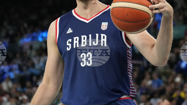 Центърът на Олимпиакос Никола Милутинов ще пропусне гостуването на Фенербахче в Евролигата