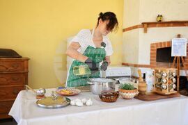 Бургас - Етнографски музей - кулинарна демонстрация