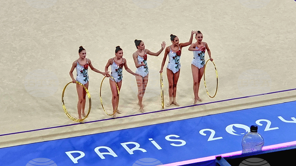 Франция - XXXIII Летни олимпийски игри - художествена гимнастика, национален ансамбъл на България, многобой, квалификации, пет обръча