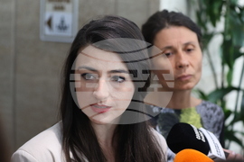 Народно събрание - „Продължаваме промяната - Демократична България“ - изявление - Лена Бориславова