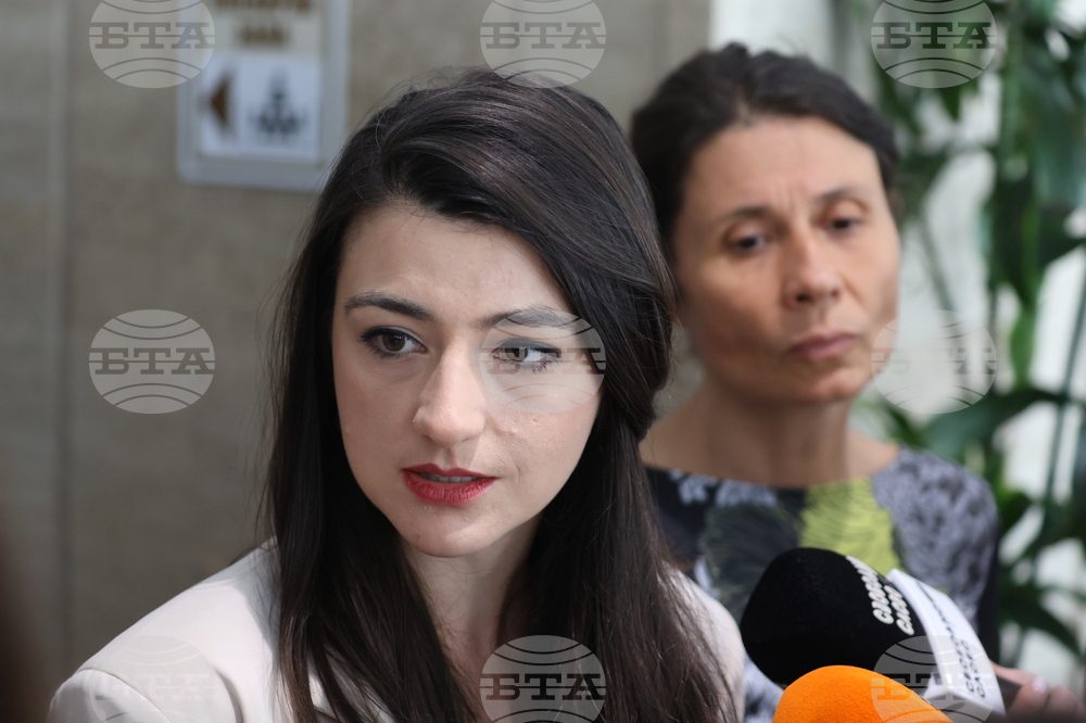 Народно събрание - „Продължаваме промяната - Демократична България“ - изявление - Лена Бориславова