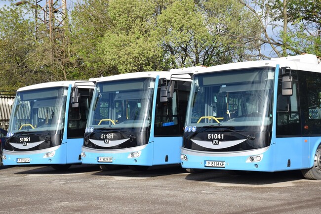 Община Русе: От 12 август се променят разписанията на обществения градски транспорт в делничните дни 