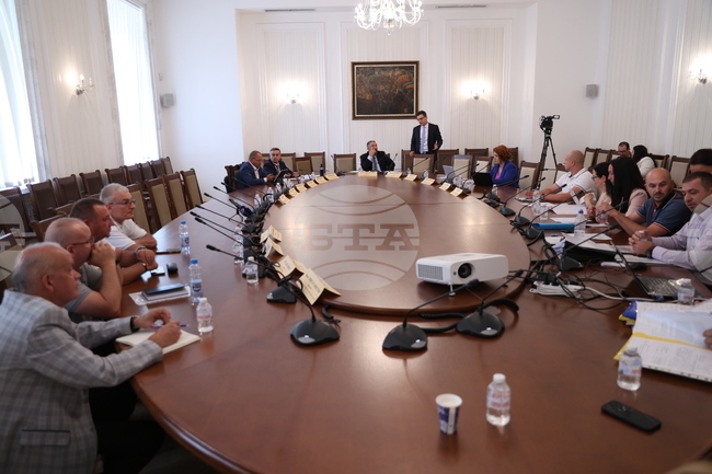 Парламент - Временна комисия - заседание