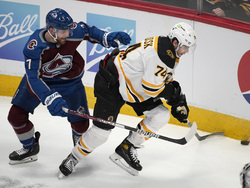 Bruins Avalanche Hockey