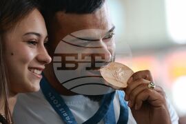 Летище София - олимпийци - посрещане -  Божидар Андреев