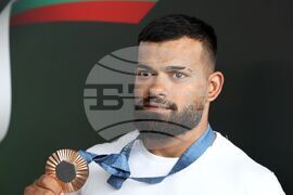 Летище София - олимпийци - посрещане - Божидар Андреев