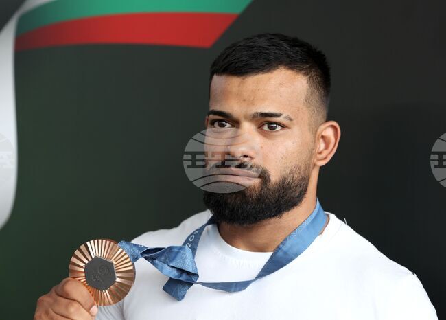 PM, Sports Ministry, Weightlifter on Bonuses for Paris Olympic Medallists