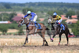 Село Беловец - конни надбягвания