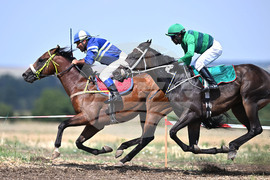 Село Беловец - конни надбягвания
