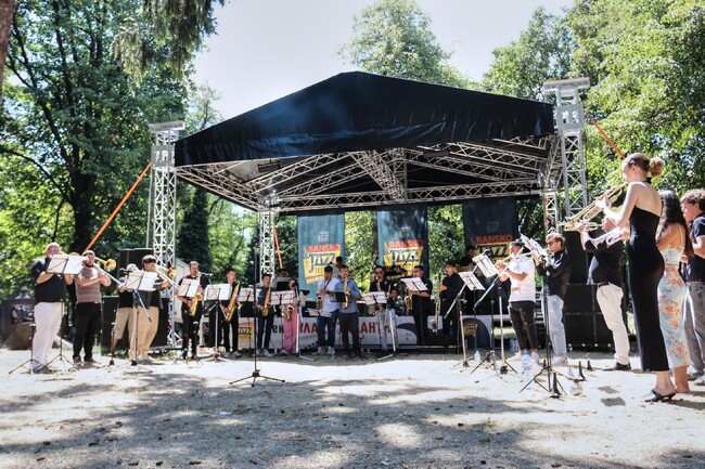 Банско джаз академия 2024 завърши със забележителен концерт и награди. Александра Полежанова е носител на новоучредения приз на кмета на Банско