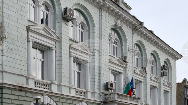 Огнян Рачев и Доля Пчелинска са новите заместници на областния управител във Варна