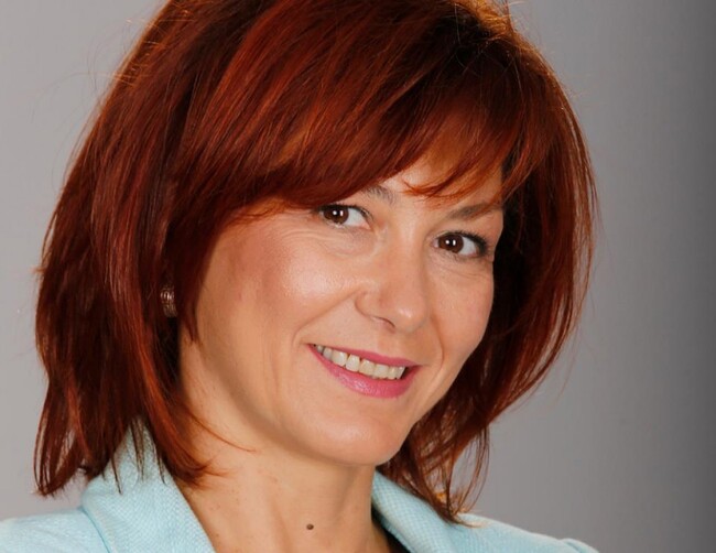 БСП-София: Диана Тонова пита защо улица в „Панчарево“ е широка 1,5 м вместо законните 4 м