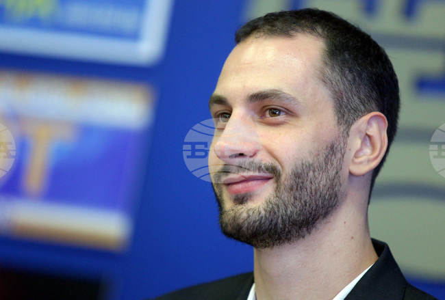 Българският волейболист Матей Казийски води подготовка с Тренто