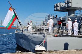 Варна - Висше военноморско училище „Н. Й. Вапцаров” - курсанти - офицерско звание