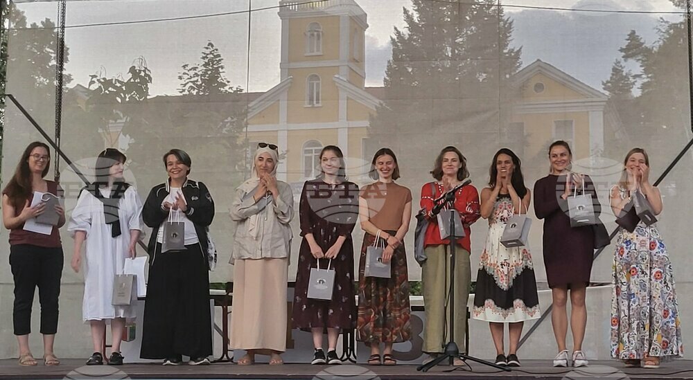 Писателски лагер събра жени писателки от цяла Европа в Чепеларе