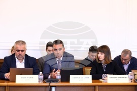 Парламент - Комисия по електронно управление и информационни технологии
