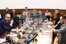 Парламент - Комисия по културата и медиите