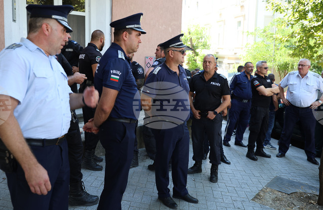 Варна - полицаи - протест