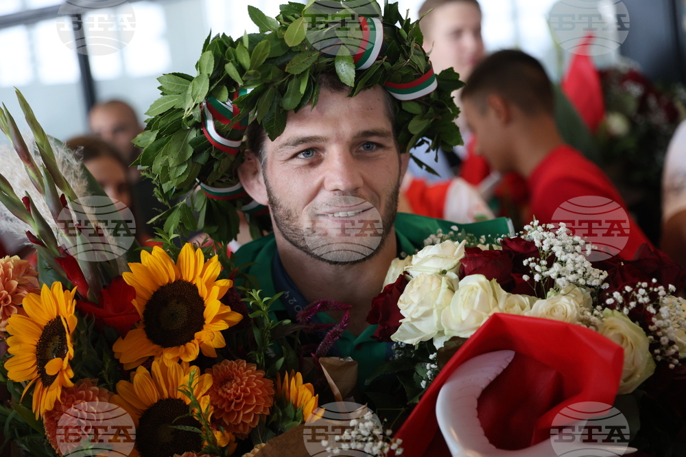 Летище София - олимпийци - посрещане