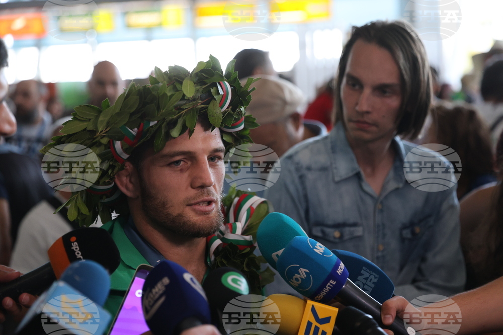 Летище София - олимпийци - посрещане