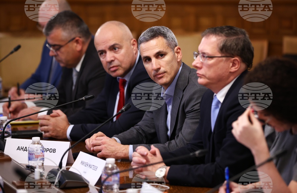 Парламент - Комисия по правата на човека, вероизповеданията и жалбите на гражданите