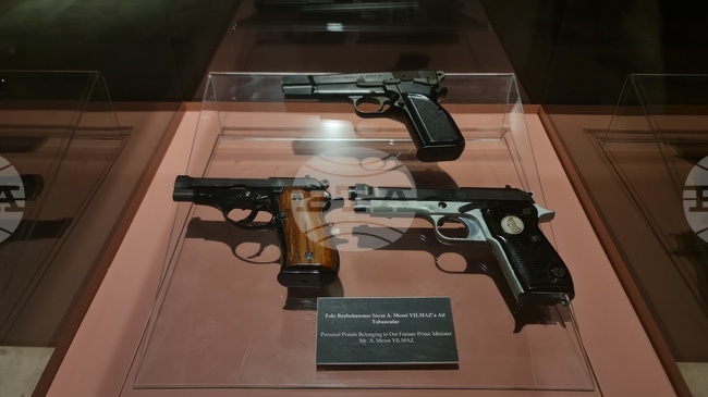 Арестуваха мъж след като нахлу в сградата на спортна телевизия в Истанбул с пистолет, който се оказа играчка 