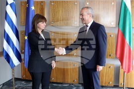 Гълъб Донев - Катерина Сакеларопулу - среща