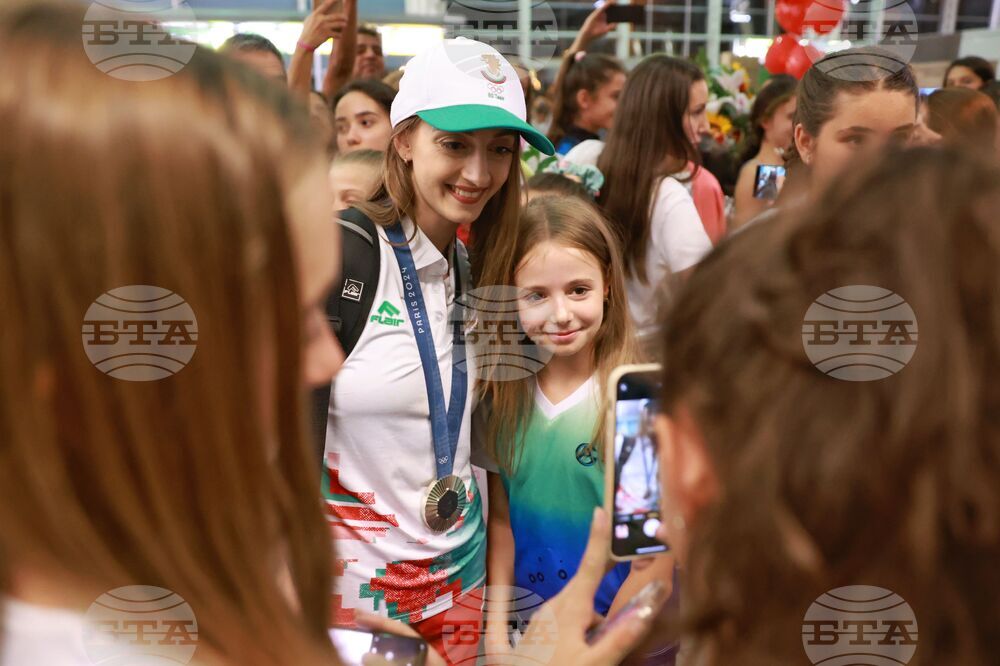 Летище София - олимпийци - посрещане