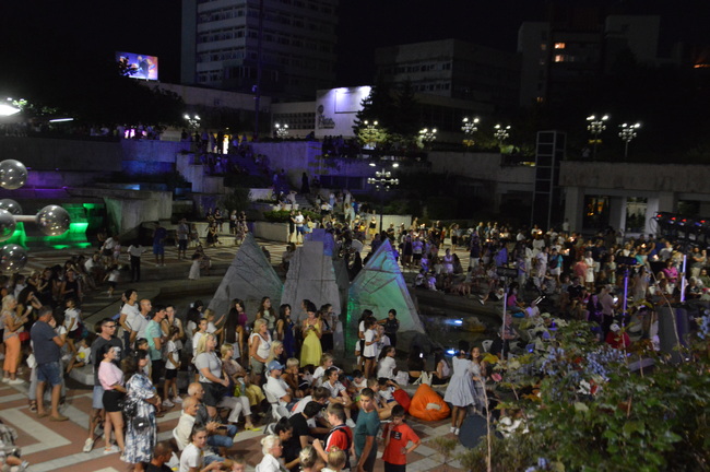 Над 170 деца озариха сцената на „Ела си в Благоевград“ 