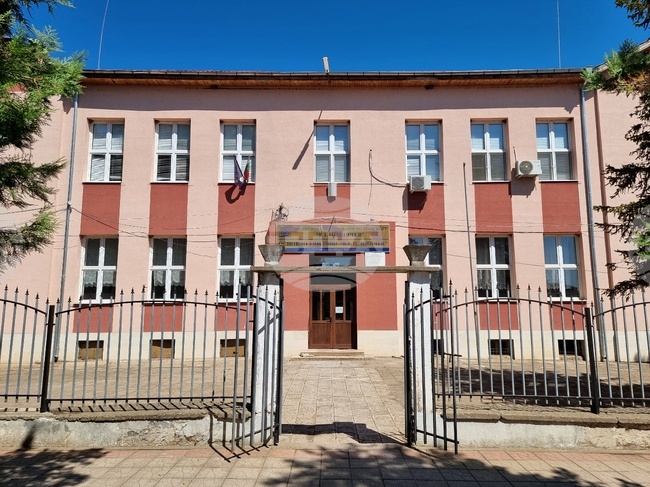 Фондация „Заедно в час“ набира до 30 ноември кандидатури от Северозападна България за програмата „Училища за пример“