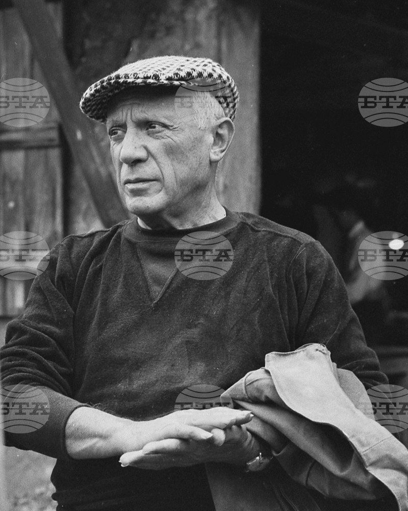 Picasso as Seen by Photographers Andre Villers, Edward Quinn to Be Presented at Sofia City Art Gallery
