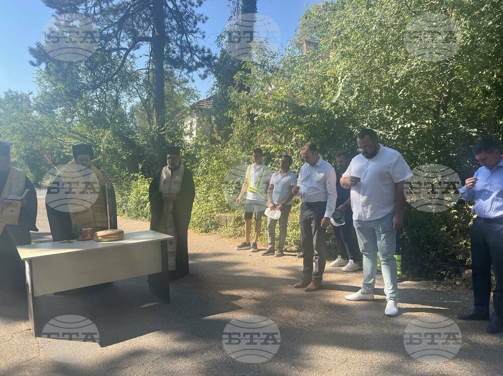 60 години след построяването му започна обновяването и реконструкцията на зооопарка в Кюстендил