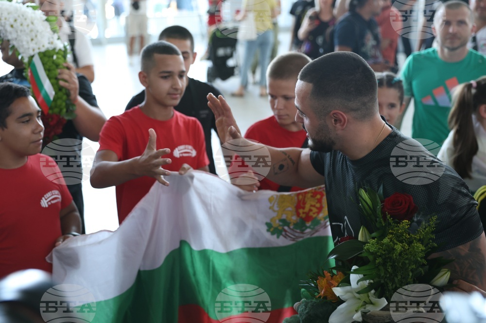 Летище София - Карлос Насар - посрещане