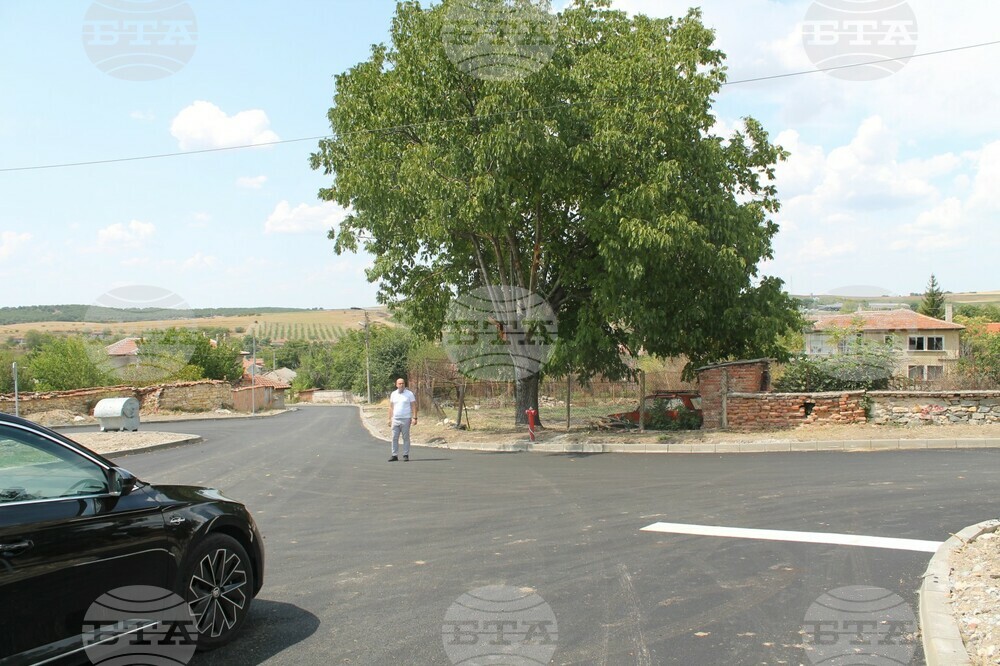 Приключи ремонтът на улица в свиленградското село Момково