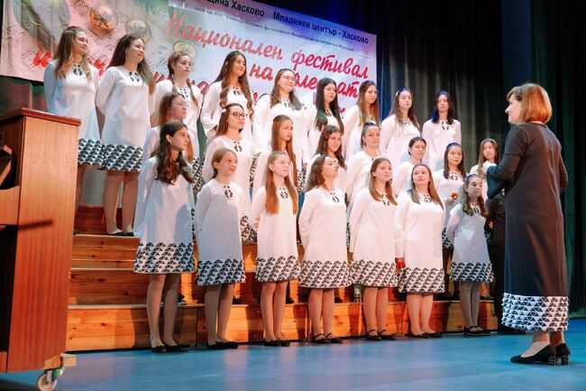 Детски хор „Орфей“ от Хасково ще гастролира през февруари с концерти за българската общност в Канада 