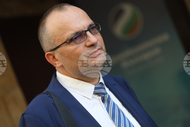 Според Мартин Димитров с отлагането на внасянето на бюджета със седмица правителството саботира собствения си план за влизане в еврозоната 