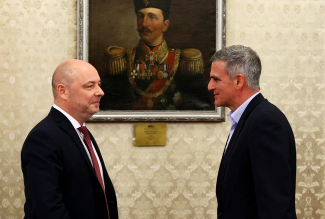 PM-Designate Proposes Short-Term Programme for Overcoming Crisis at Meeting with Bulgarian Rise Party
