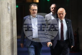 Парламент - заседание