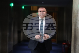 Парламент - заседание - Костадин Ангелов