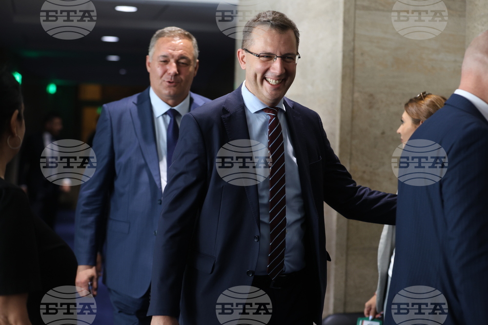 Парламент - заседание - Станислав Анастасов