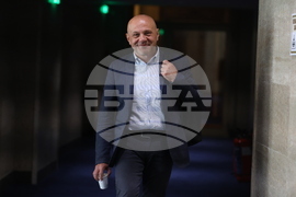 Парламент - заседание - Томислав Дончев